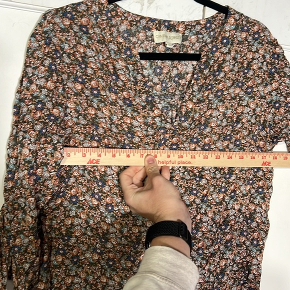 Cynthia Rowley V-Neck Blouse Long Sleeve Tie Sleeve Floral Rayon Size Medium - Picture 6 of 8